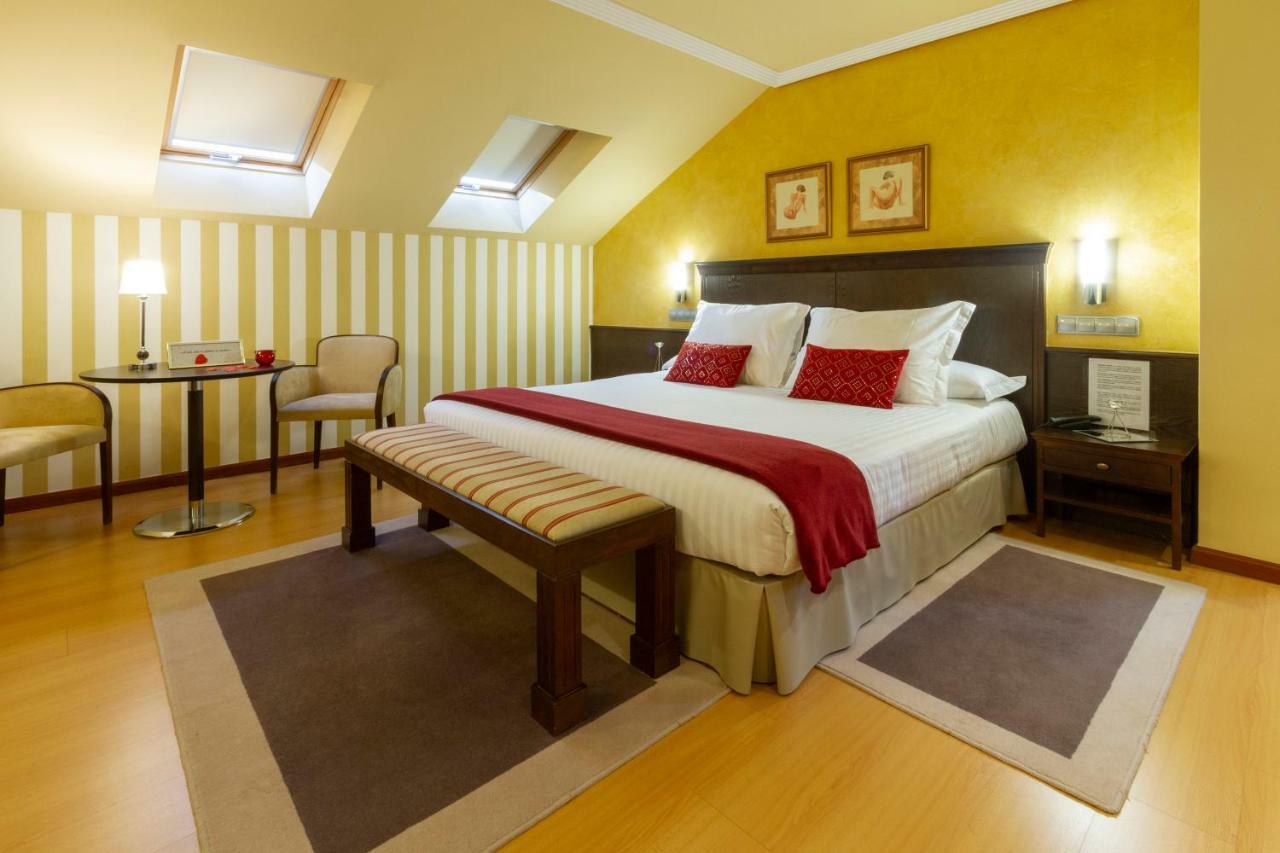 Hotel Miravalle Ourense Zewnętrze zdjęcie