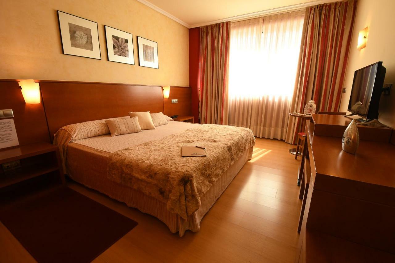 Hotel Miravalle Ourense Zewnętrze zdjęcie
