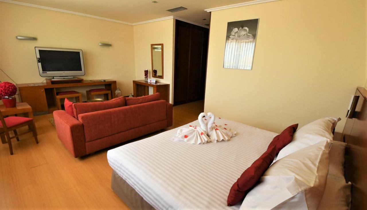 Hotel Miravalle Ourense Zewnętrze zdjęcie