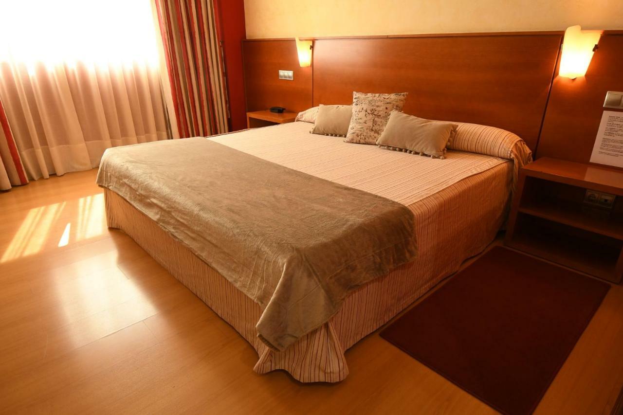 Hotel Miravalle Ourense Zewnętrze zdjęcie